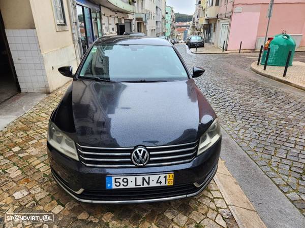 VW Passat 1.6 TDI BlueMotion - 1