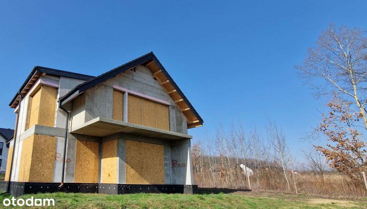 Blisko ośrodek sportowy Cracovia Training Center-2