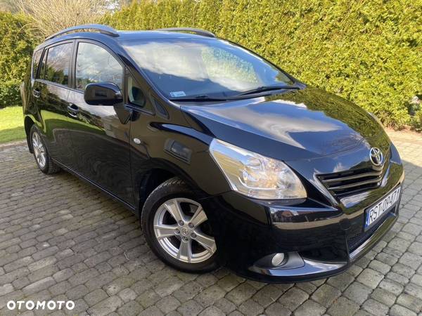 Toyota Verso 1.8 Prestige EU5 MS - 1