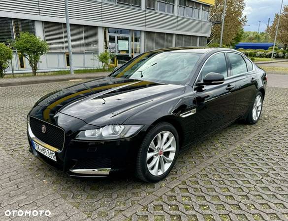 Jaguar XF 20d AWD Prestige - 1