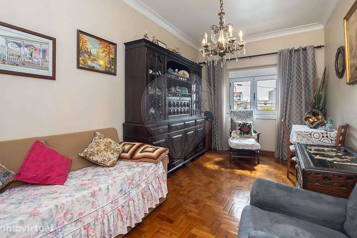 Apartamento – Almada, Alembrança, Laranjeiro e Feijó - Mais