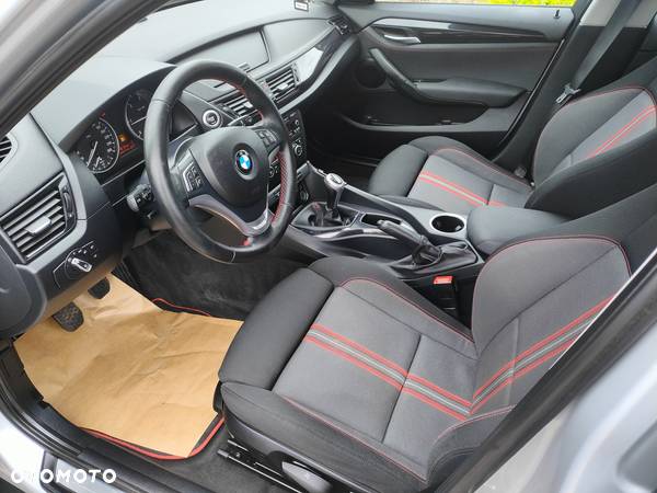 BMW X1 xDrive18d Sport Line - 24