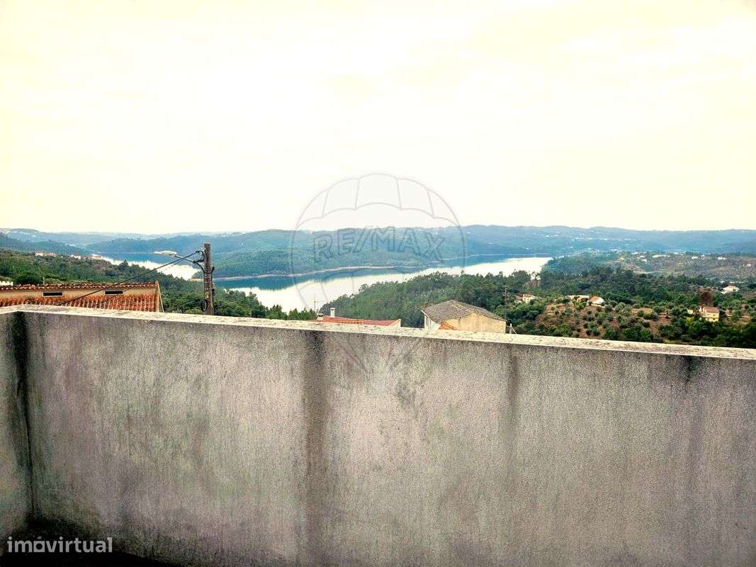 Moradia T5 para venda - Grande imagem: 5/8