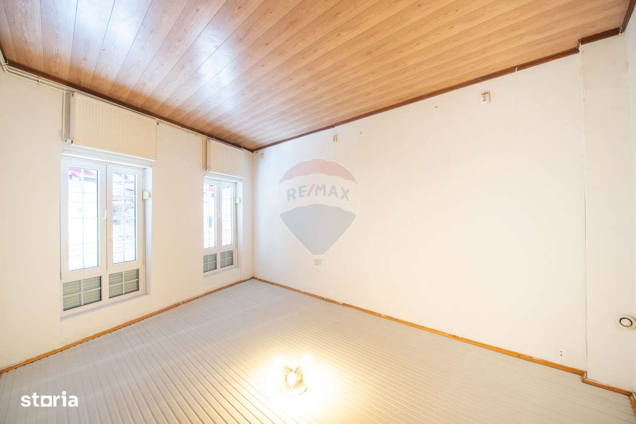 Vila interbelica cu 6 camere, de vanzare, 99 mpu, Parcul Cismigiu - Imagine principală: 4/20