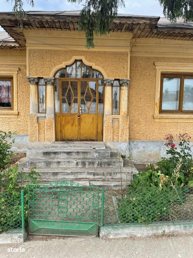 Casa de vanzare, Marzanesti
