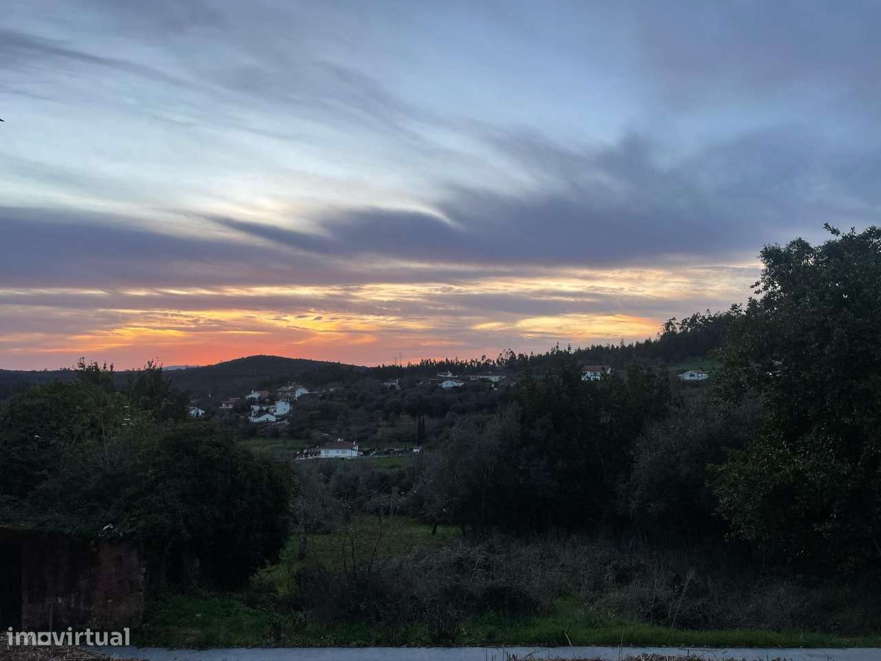 OPORTUNIDADE- Lote urbanizável 750m²  água, luz e saneamento - Grande imagem: 4/6