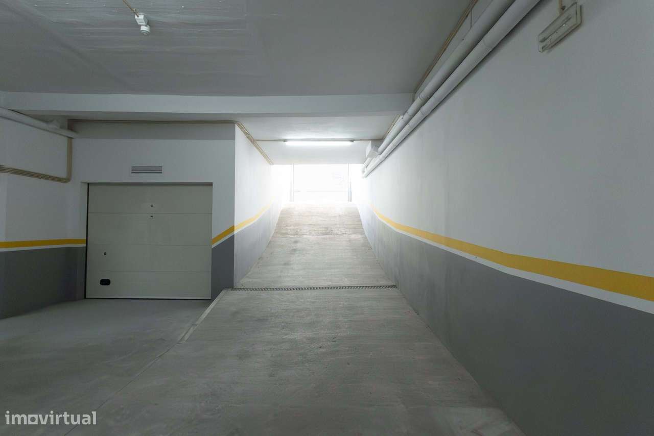 Apartamento T3 na Praceta Vale de Gatos, Amora-35