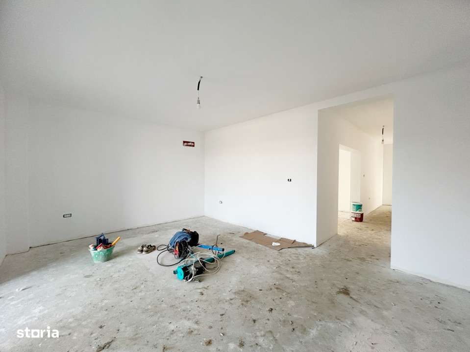 Duplex 4 camere, P+E, 132mp utili, 308mp teren in Sag - Imagine principală: 4/19