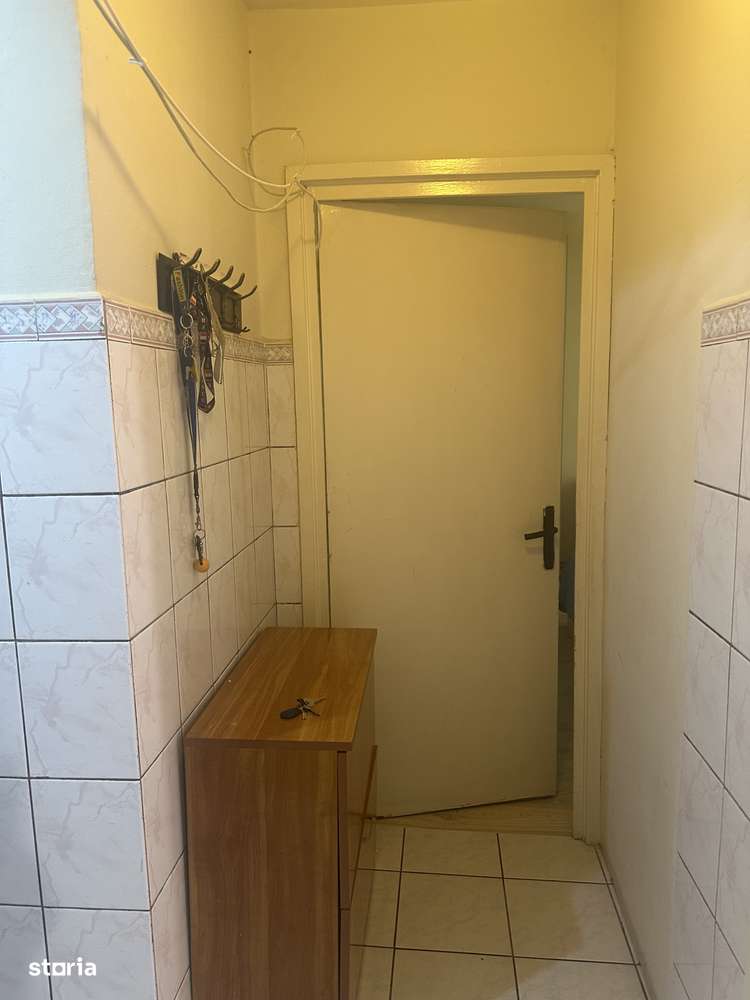 Campina - ap. 3 camere - 56500 Euro/Neg.-11