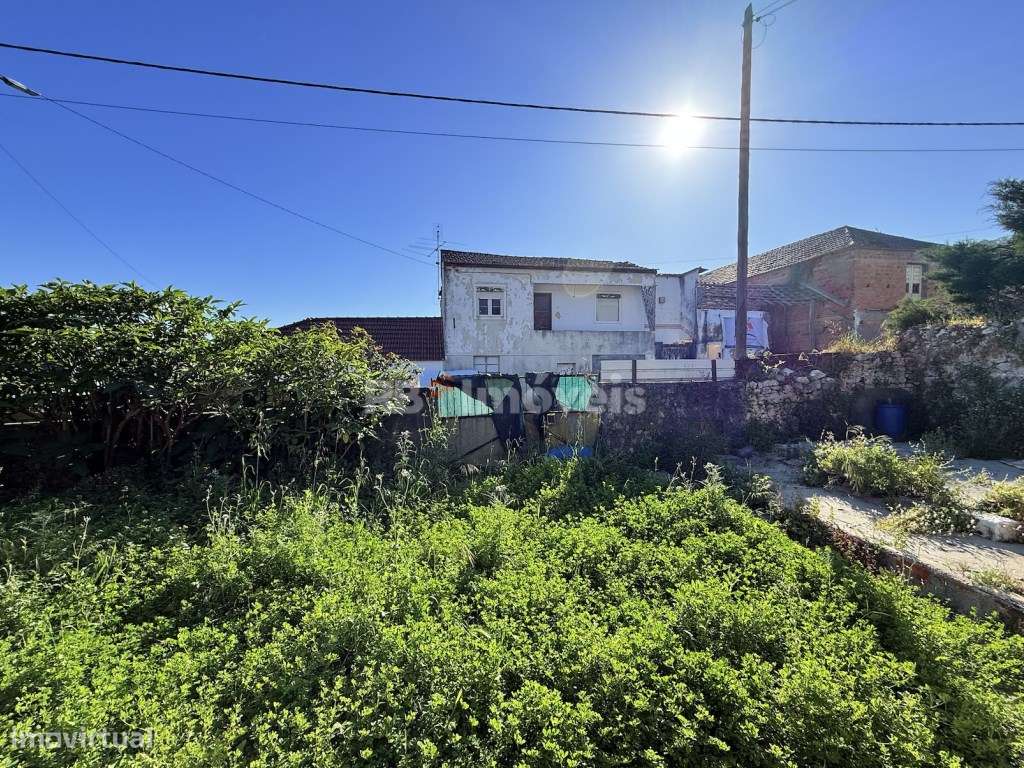 Moradia T3 p/ Recuperar em Pena - Chancelaria, Torres Novas-5