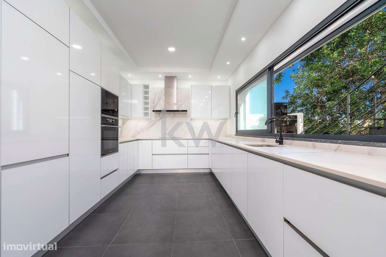 Moradia em fase final de Construção - Machados / São Brás de Alportel - Grande imagem: 4/37