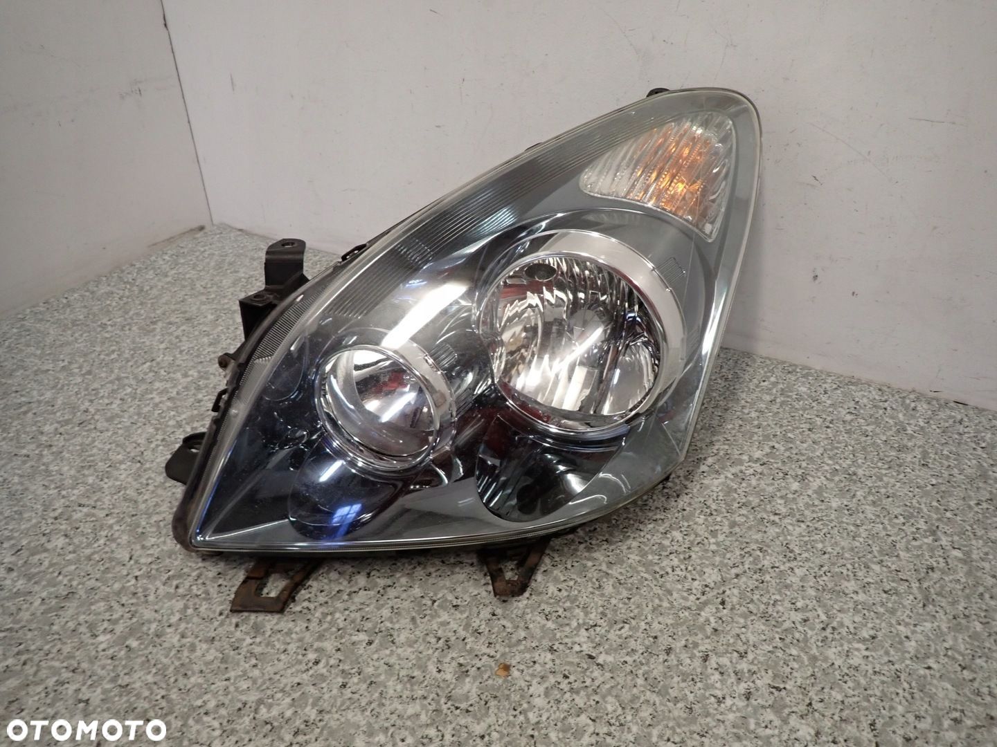 TOYOTA COROLLA VERSO 07- LAMPA PRZEDNIA LEWA REFLEKTOR LEWY D-CAT - 1