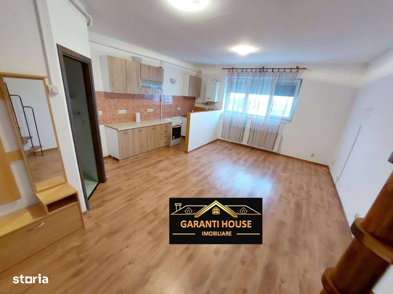 Victor Babes, apartament cu 3 camere, 2 nivele, 64 500€ negociabil - Imagine principală: 1/9