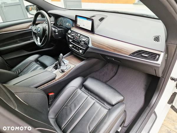 BMW 6GT 630i GPF Sport Line sport - 25