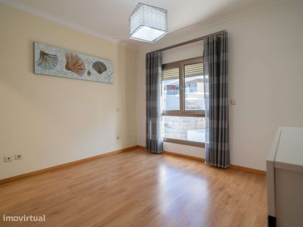 Apartamento T3 de excelentes àreas numa zona residencial calma da N...-29