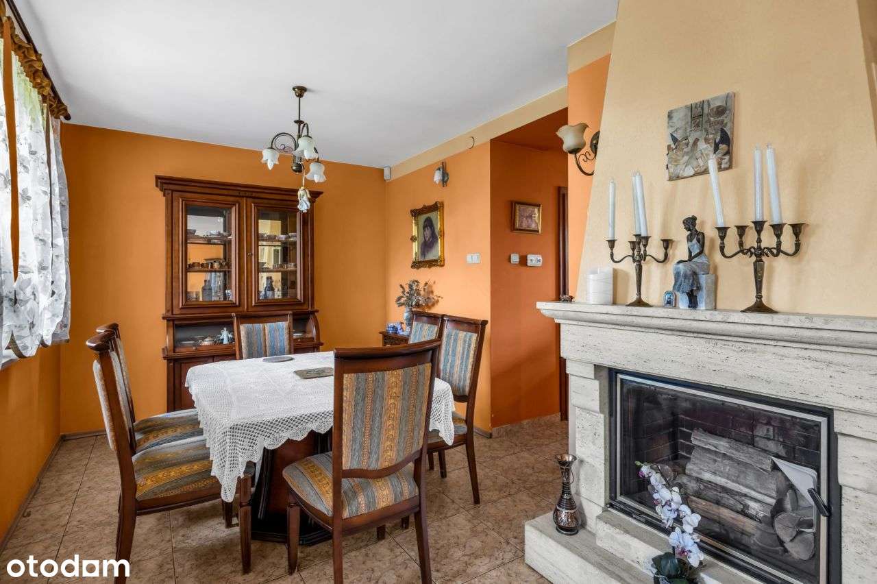 Przestronny dom z zagospodarowaną działką-5