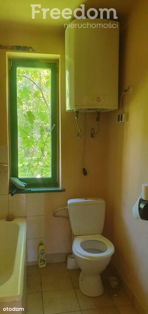 Duża działka budowlana z domkiem i sadem.-12