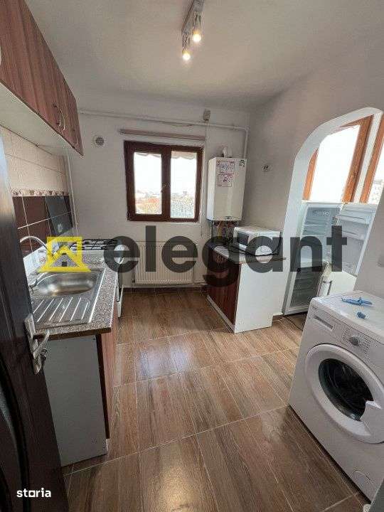 2 camere, decomandat, bloc nou, AC, George Enescu-Scoala 12 - Imagine principală: 5/6