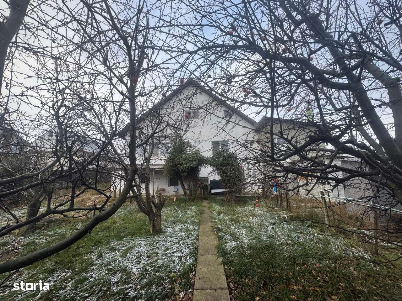 Tomesti - Osoi, vila , spatiu la parter , 2400mp teren, iaz , credit-0