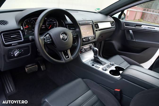 Volkswagen Touareg 3.0 V6 TDI BMT - 7