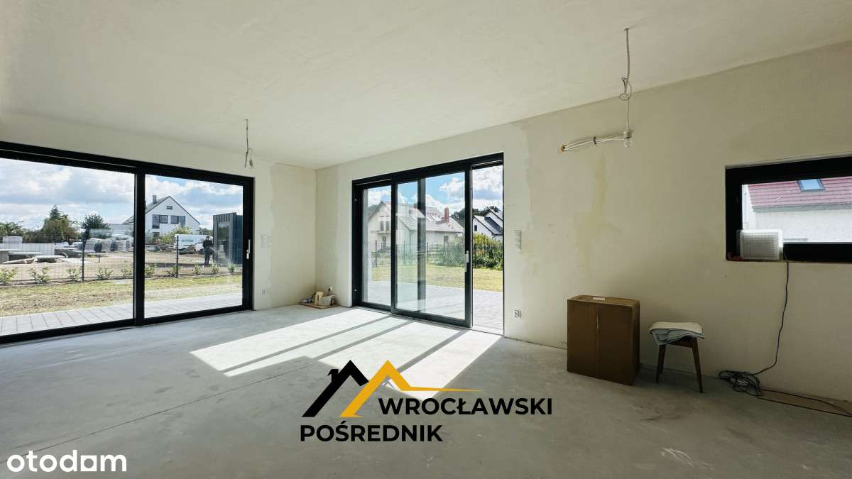 Nowy dom z przeszkleniami. Taras, Garaż, Ogród !-15