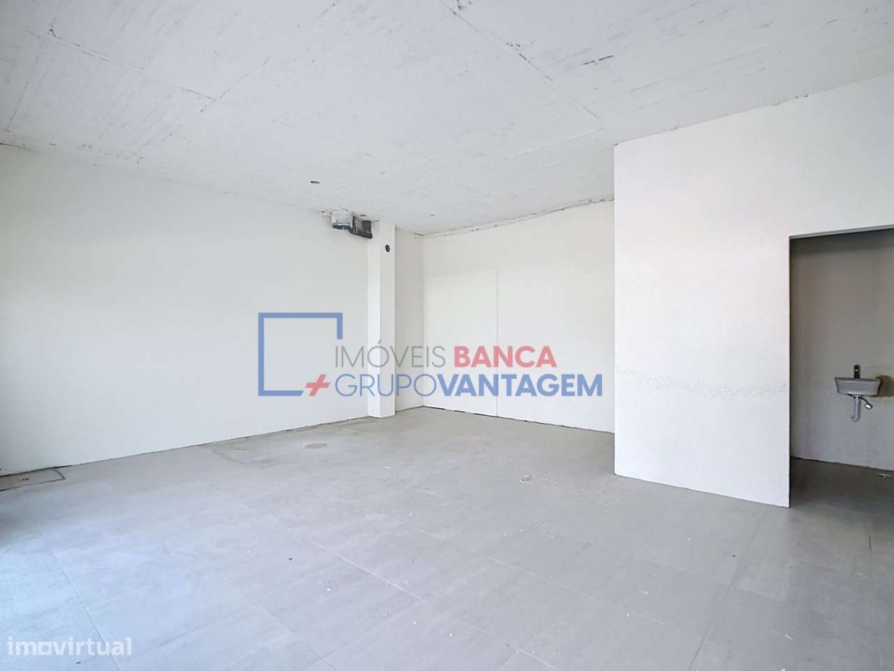 Loja para Venda em Santo Antão do Tojal  52,65 m² + Arrecadação-5