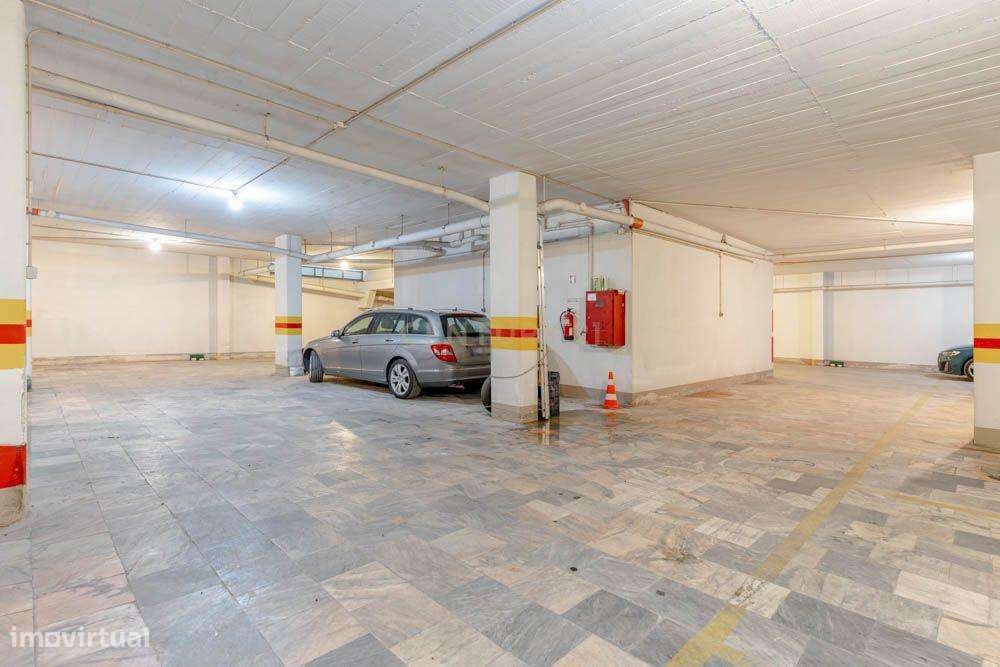 Apartamento T1 no Centro Histórico de Cascais com Vista Mar-25