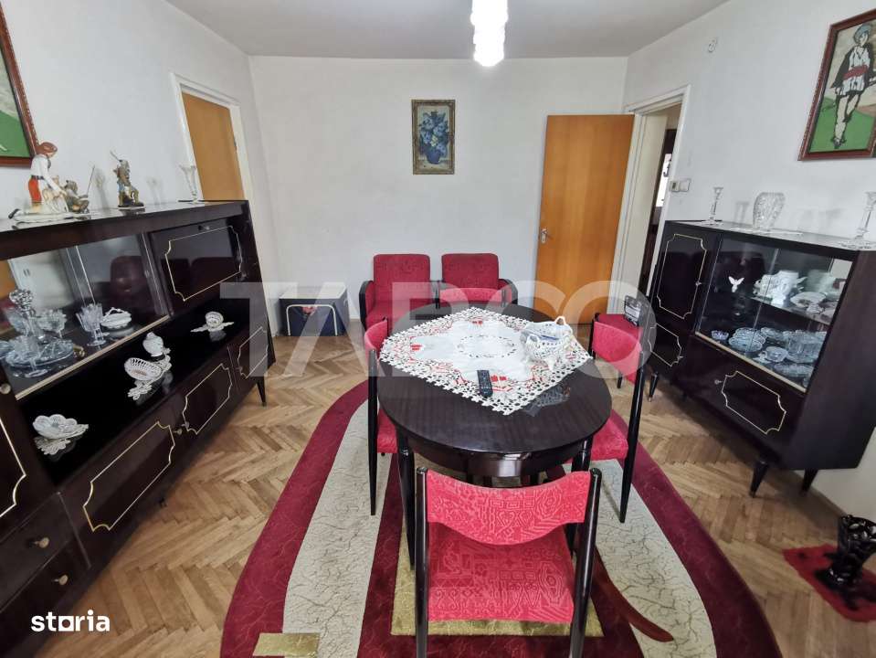 Apartament cu 3 camere la etajul 2 in zona Mihai Viteazul - Imagine principală: 1/11