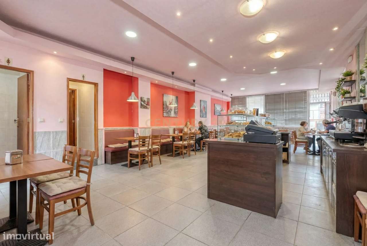 Loja com 136m2 Logradouro e Cave em Rio Tinto - Grande imagem: 3/22