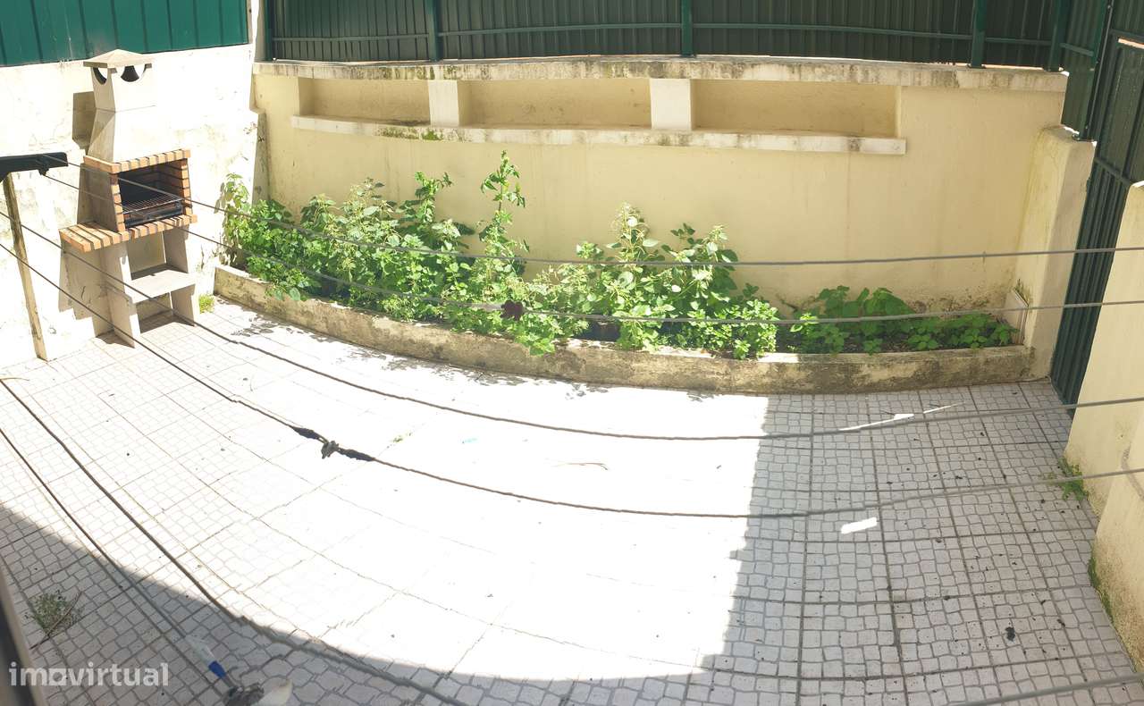 Grande T4 com perraço 40m2 privativo - Grande imagem: 5/25