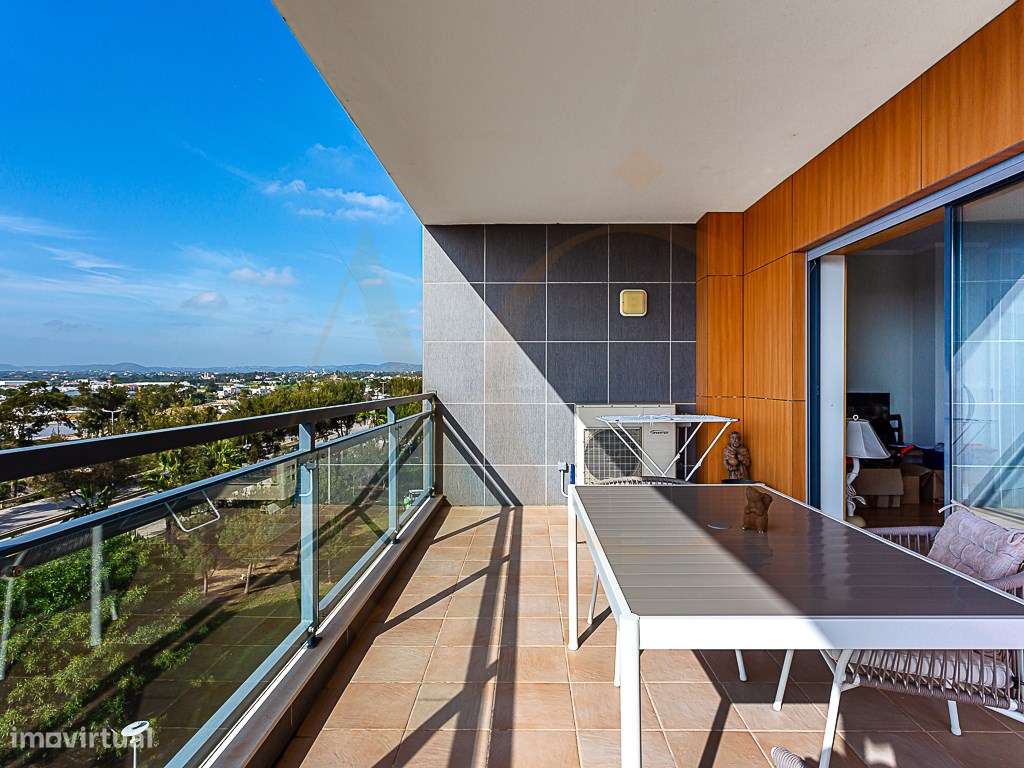 Apartamento T3 em Olhão com vistas incríveis e piscina comum-14