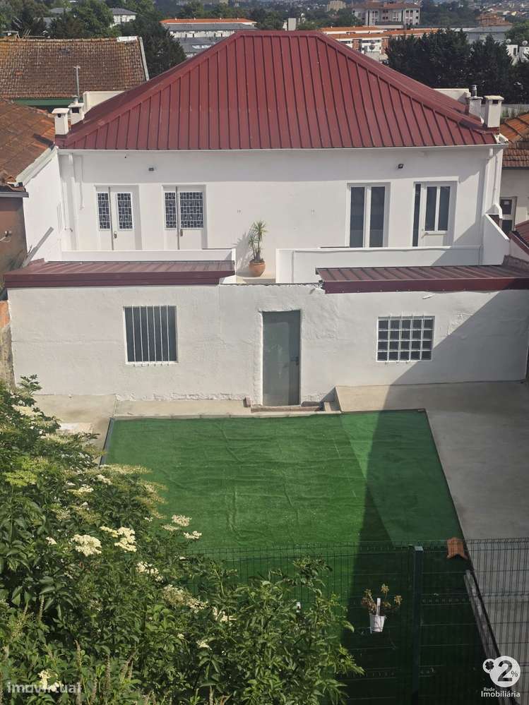 Apartamento T2 com terraço em Campanhã - S. Roque da Lameira-12