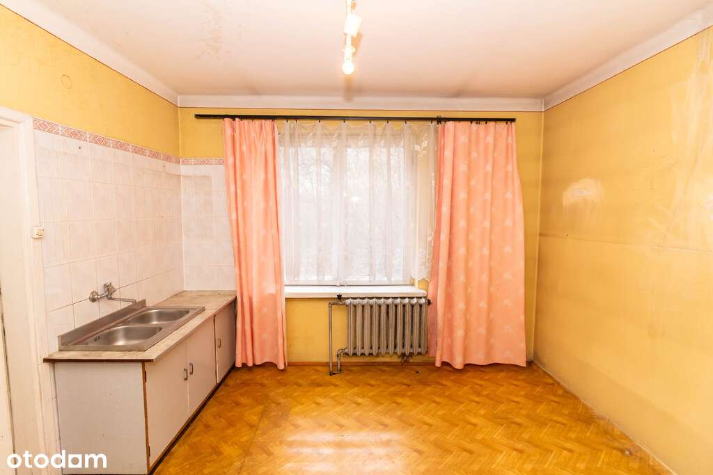 Dom - 137,8m2, działki 2273m2 - Ćmielów-12