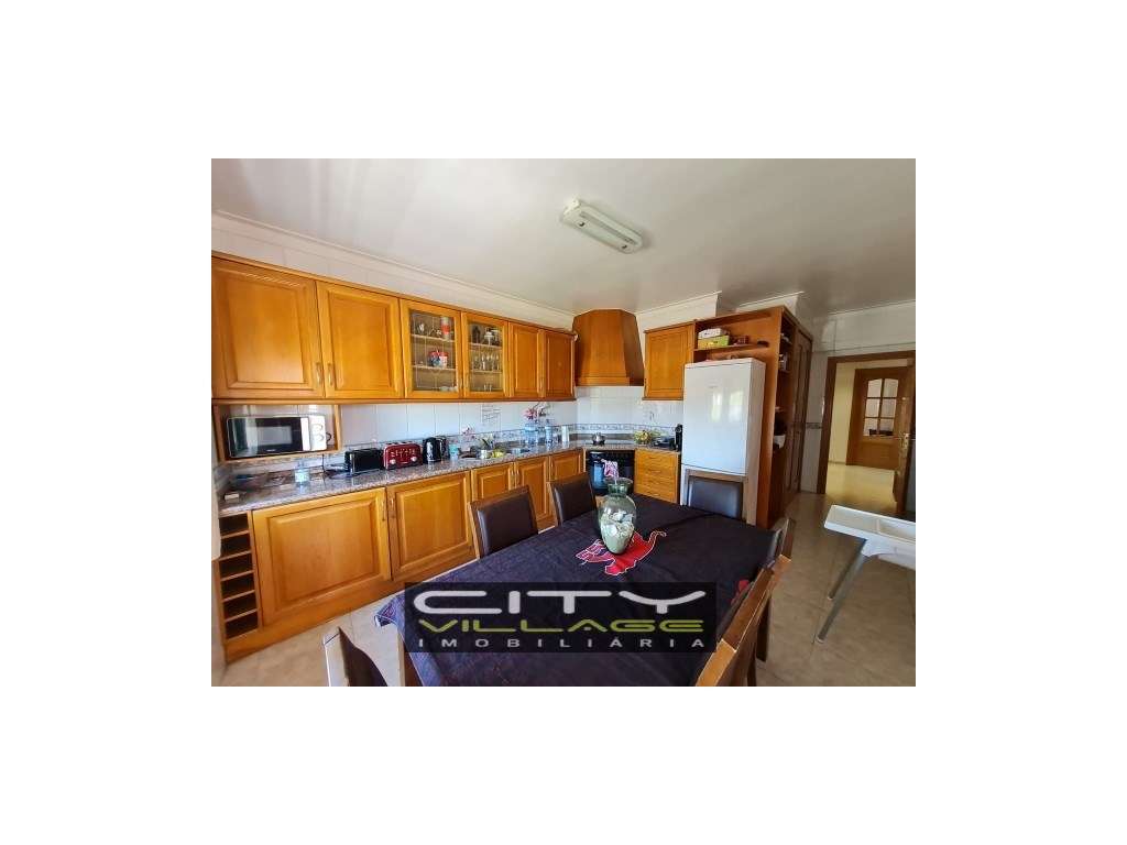 Apartamento T3 Zona Esteval Montijo-12