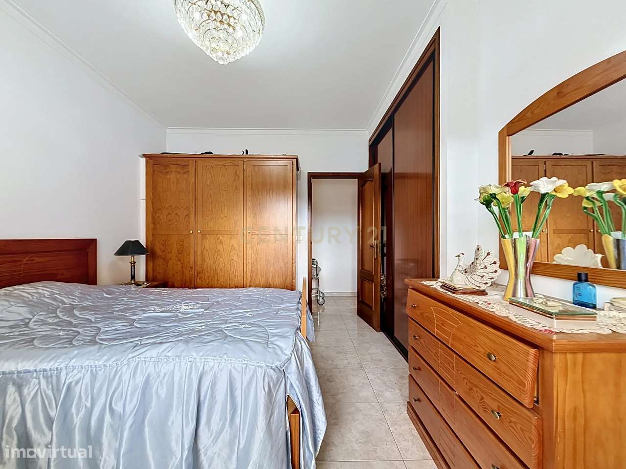 Apartamento T3 em Amora, Seixal - Oportunidade Única!-12