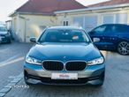 BMW Seria 5 530e xDrive Touring Aut. - 12