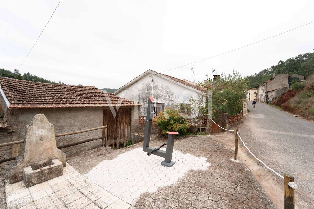 Moradia para reabilitar a 15 min de Coimbra - Urzelhe - Grande imagem: 4/30