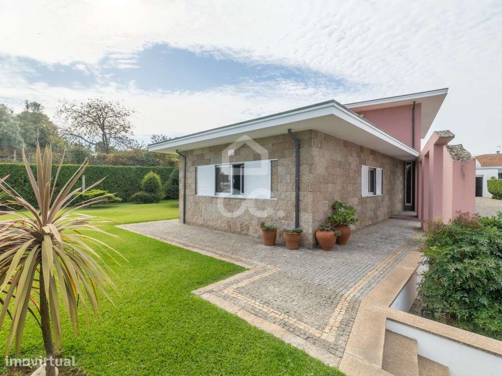 Moradia Individual de Luxo T4 às Portas da Cidade - Gavião, Famalicão-40