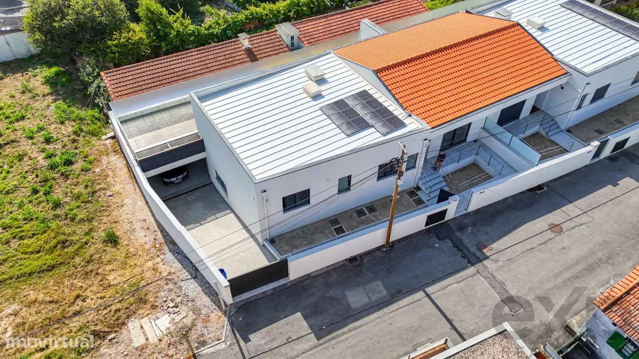 Moradia Térrea T3, São Félix da Marinha, V.N.Gaia - Grande imagem: 4/46