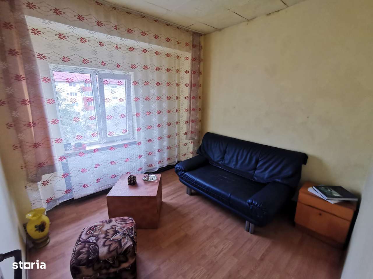 De vanzare apartament 5 camere – Dambovita- 2471-4