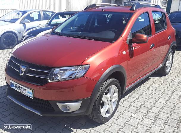 Dacia Sandero 0.9 TCe Stepway 124g - 1