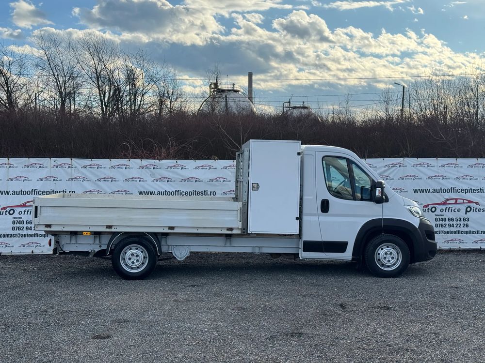 Citroen JUMPER 2.2 BLUEHDI 140 35+L4 Diesel 140CP 2021 Foto 3