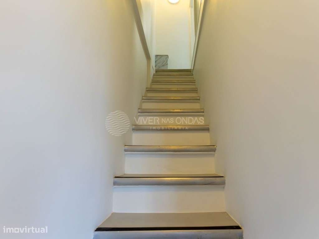 Apartamento T3+1 Duplex | Renovado | Último piso | Santo António, L...-25