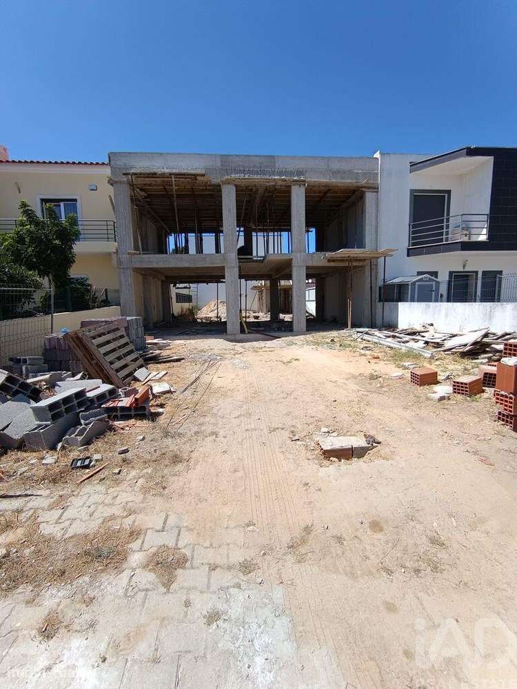 Casa T3 em Azeitão (São Lourenço e São Simão) de 180,00 m2 - Grande imagem: 4/24