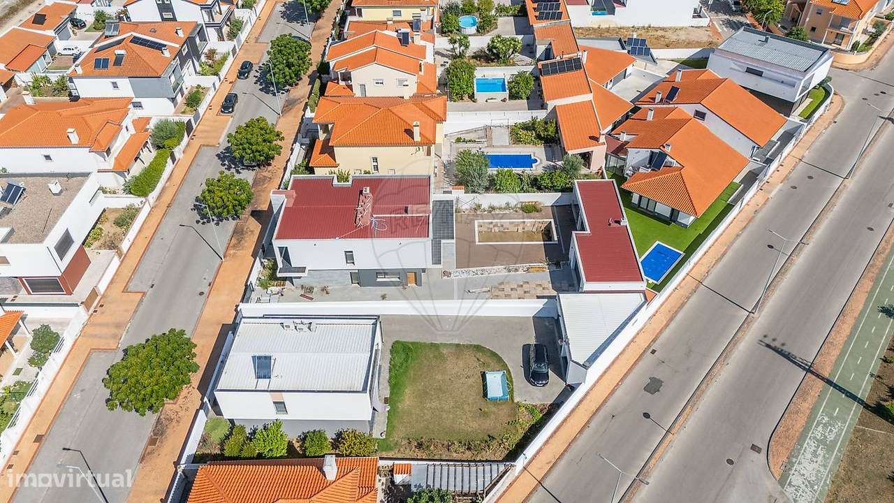 Moradia T5 para venda-11