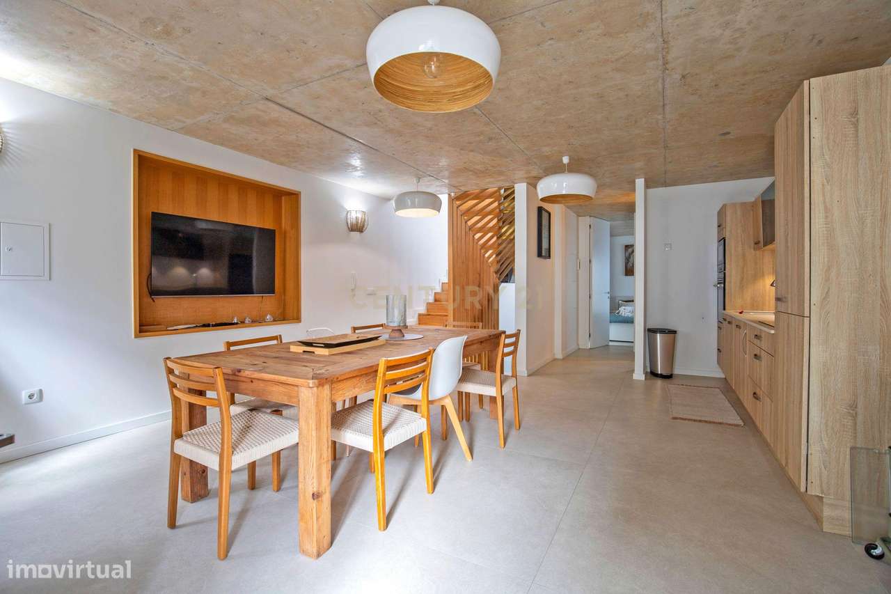 Moradia Contemporânea T3 com Terraço no Coração do Bairro do Troino –-32