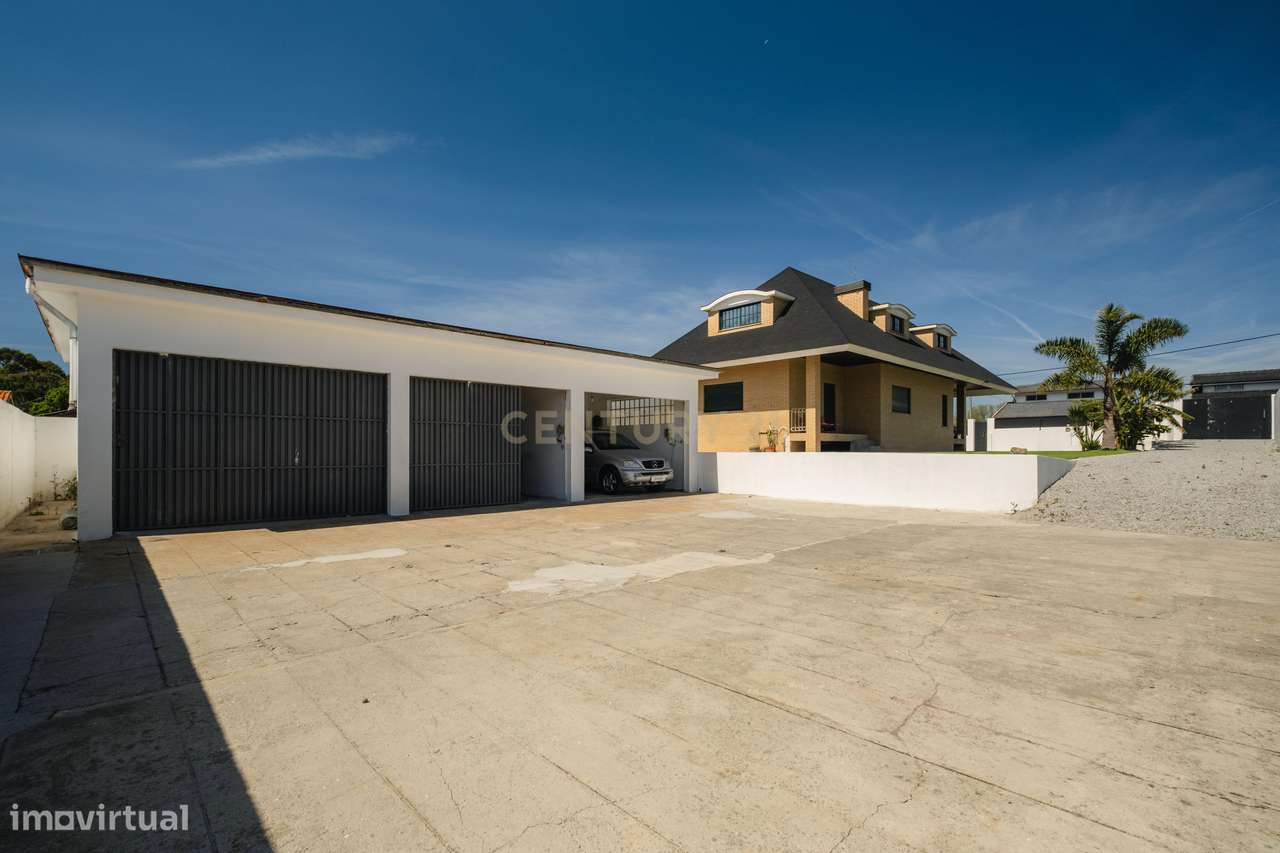 MORADIA T3 A 800M DA PRAIA DE SALGUEIROS | CANIDELO-55