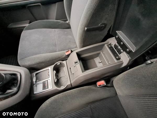 Ford Focus C-Max 1.8 Ghia - 35