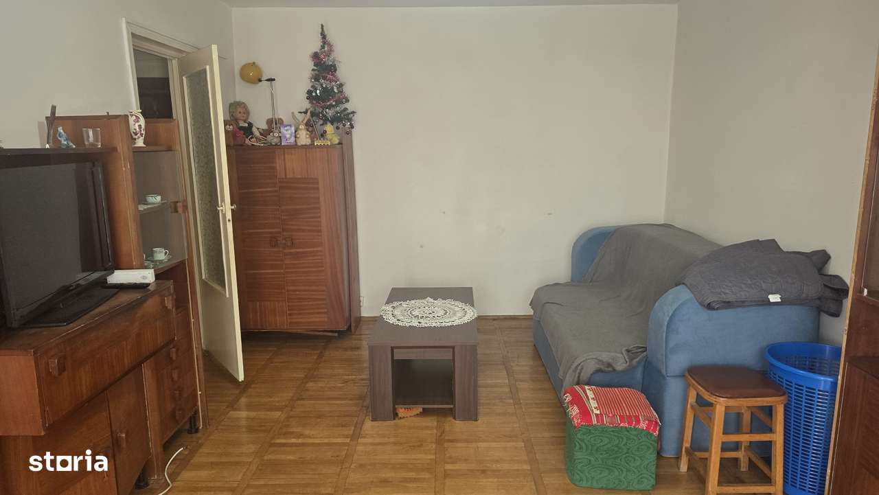 Vand apartament 2 camere dec. in Deva, Zamfirescu, 2 balcoane, etaj 1,-2