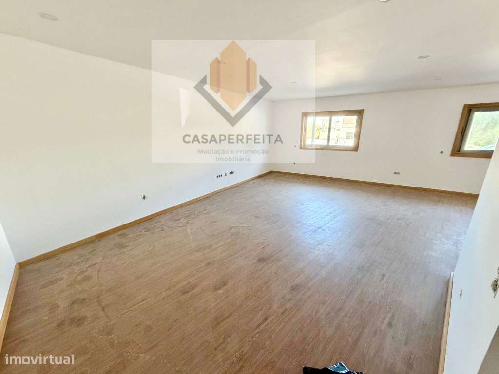 Apartamento T3 NOVO com 156m2, Terraço e Lugar de Garagem - Nogueir...-14